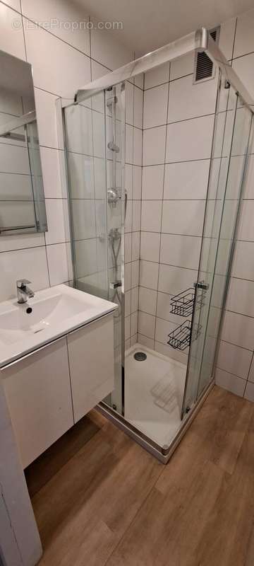 Appartement à MARSEILLE-5E