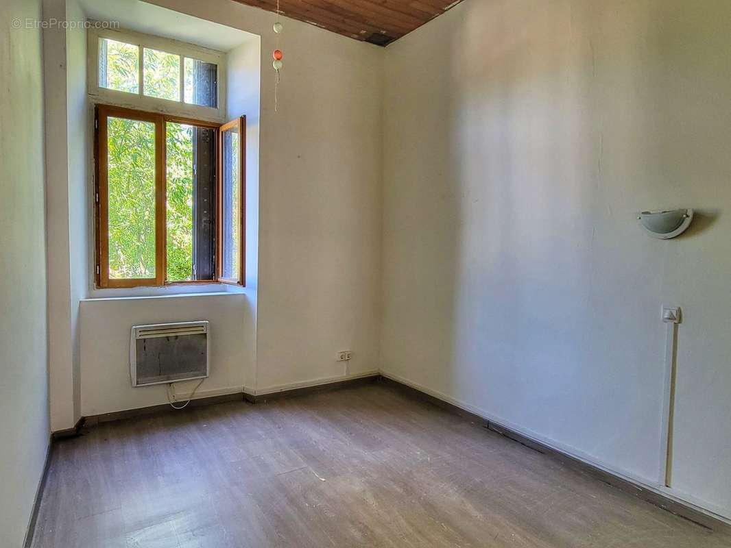 Appartement à SAINT-PONS-DE-THOMIERES