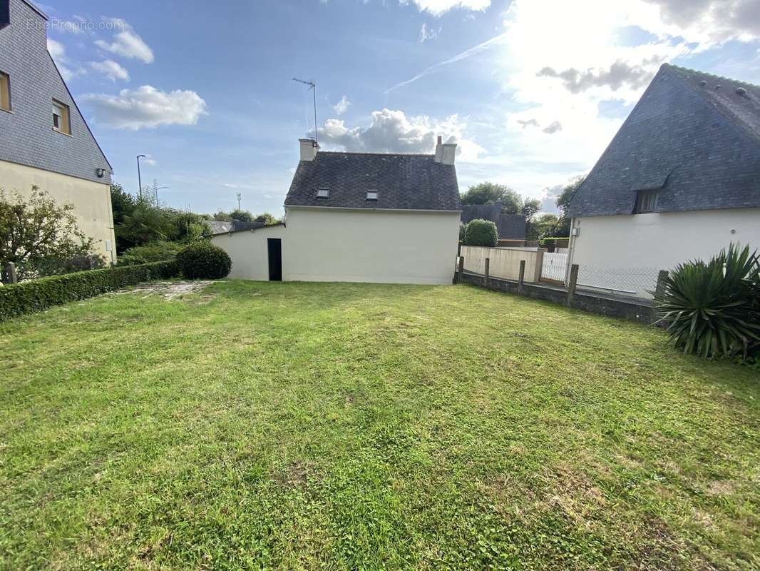 Maison à LANGUIDIC