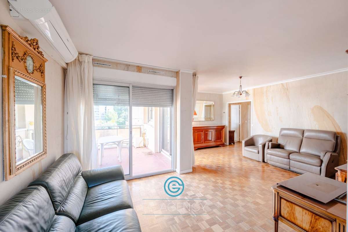 Appartement à MARSEILLE-9E