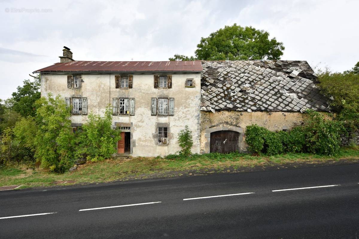 Maison à PLEAUX