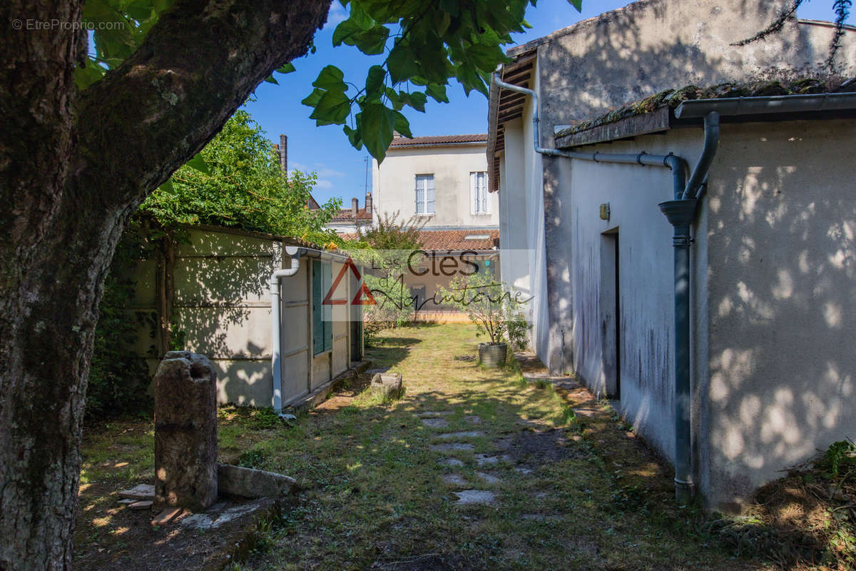 Maison à BARSAC