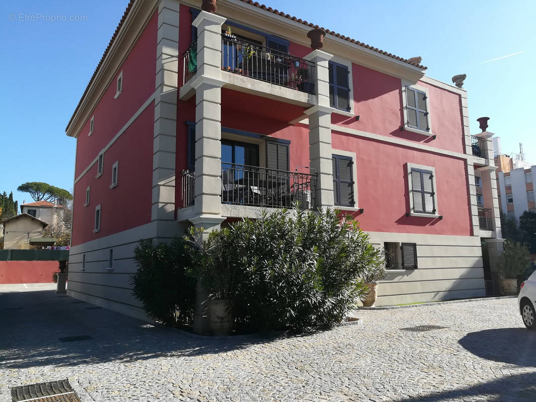 Appartement à AIX-EN-PROVENCE