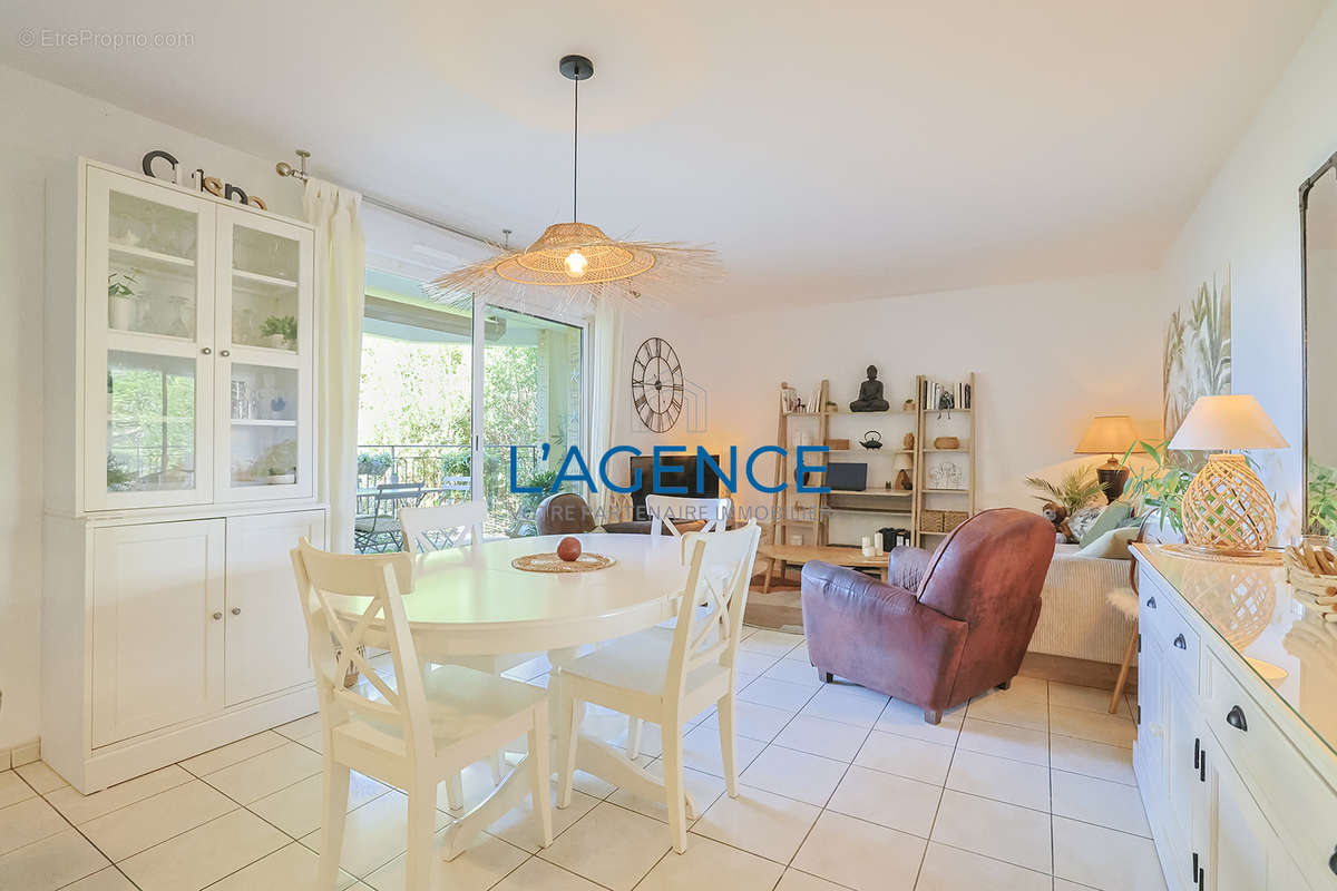 Appartement à HYERES