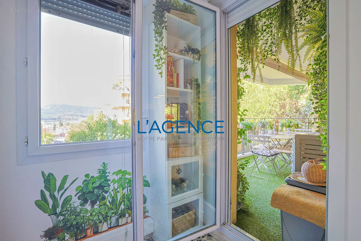 Appartement à HYERES