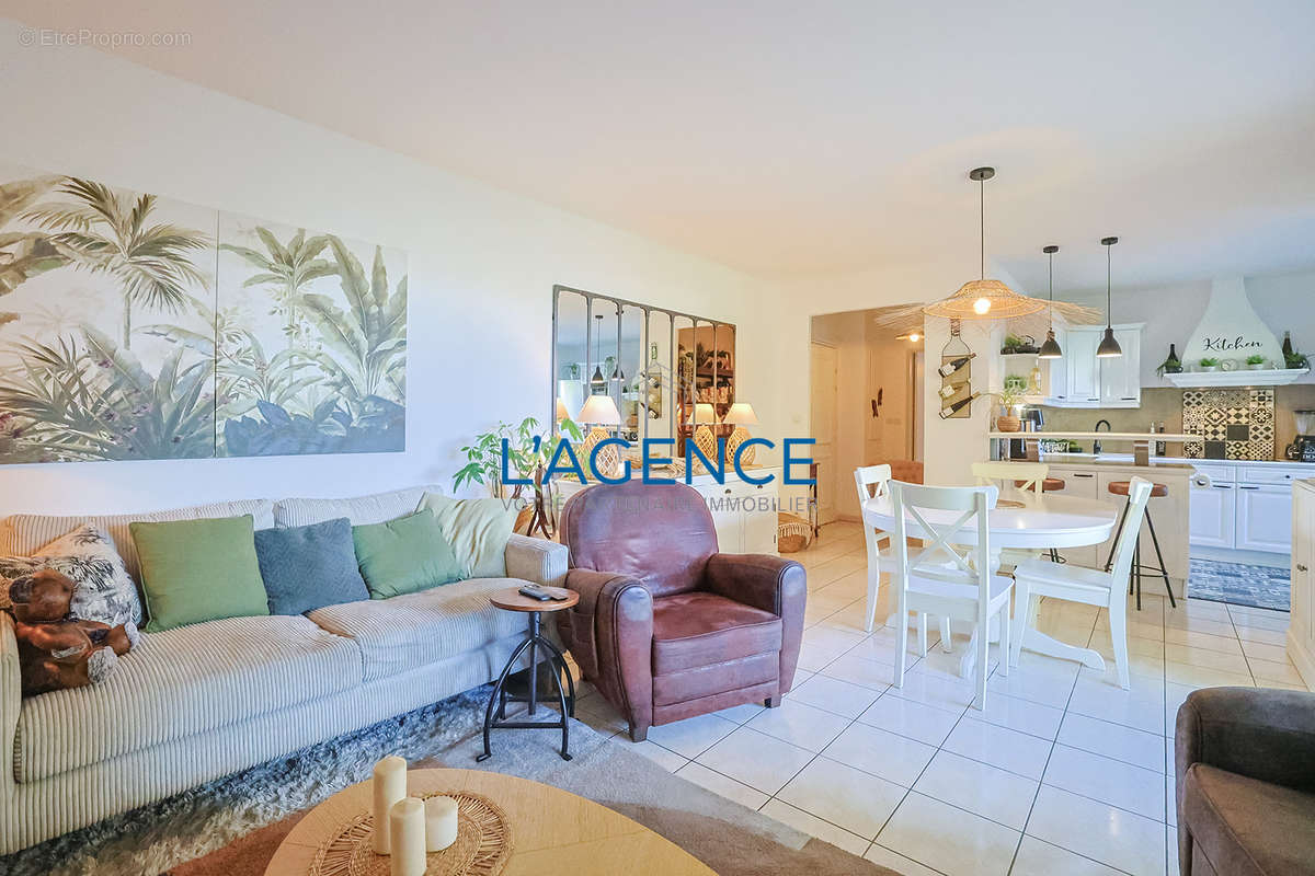 Appartement à HYERES