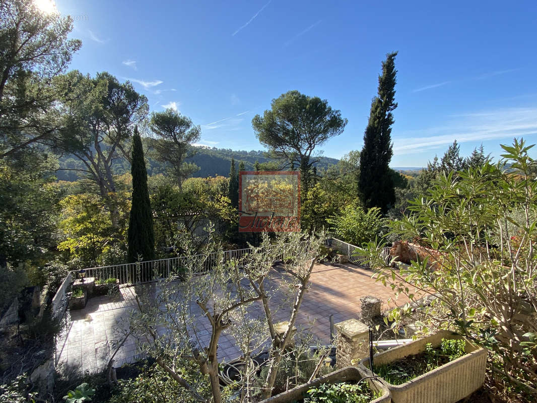 Maison à AIX-EN-PROVENCE