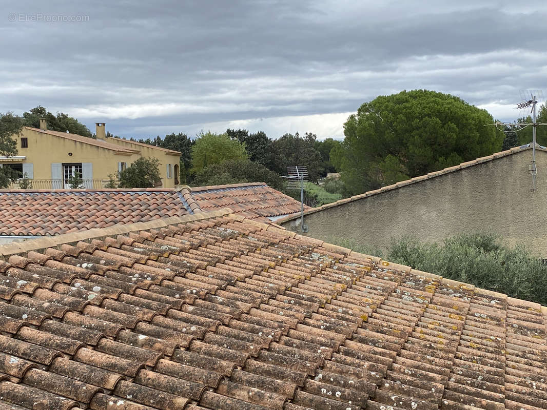 Appartement à CHATEAUNEUF-DE-GADAGNE