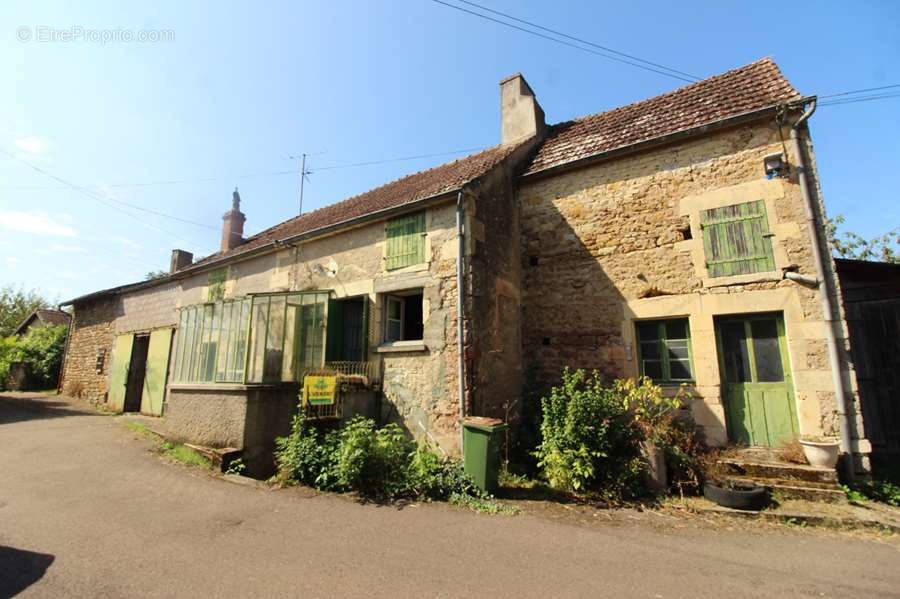 Maison à CLAMECY