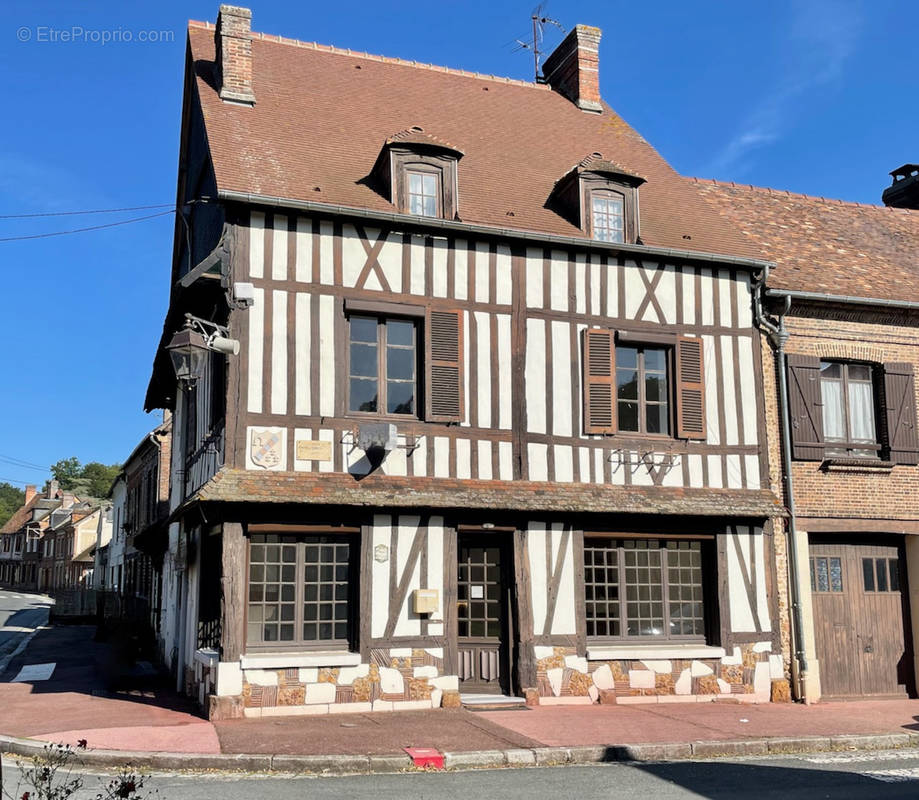 Maison à LA FERRIERE-SUR-RISLE