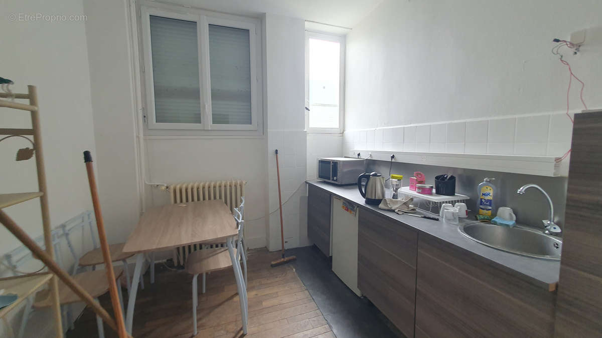 Appartement à YZEURE