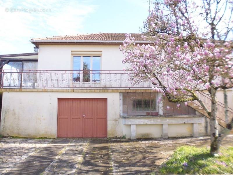 Maison à CHEU