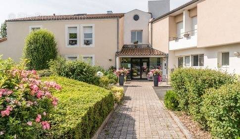 Appartement à LATHUS-SAINT-REMY