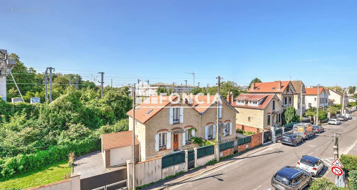 Appartement à SAINT-OUEN-L&#039;AUMONE