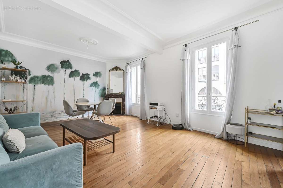 Appartement à ASNIERES-SUR-SEINE