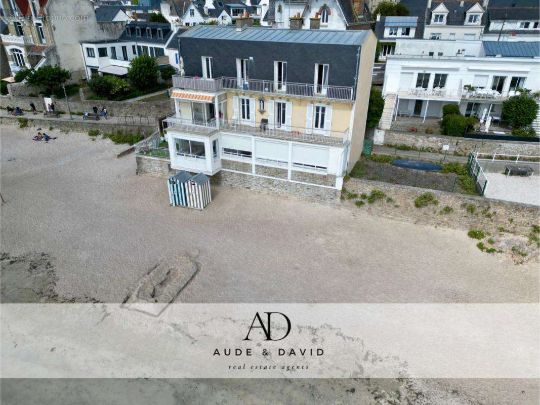 Appartement à LARMOR-PLAGE