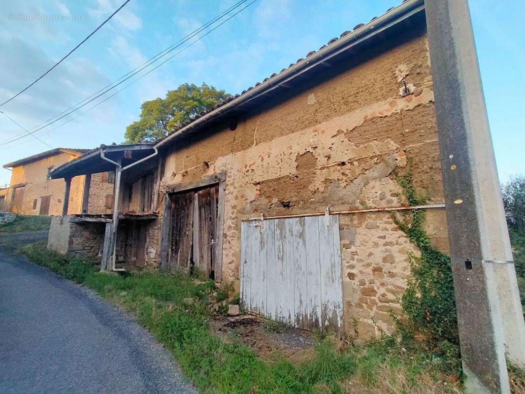 Maison à SAUVIAT