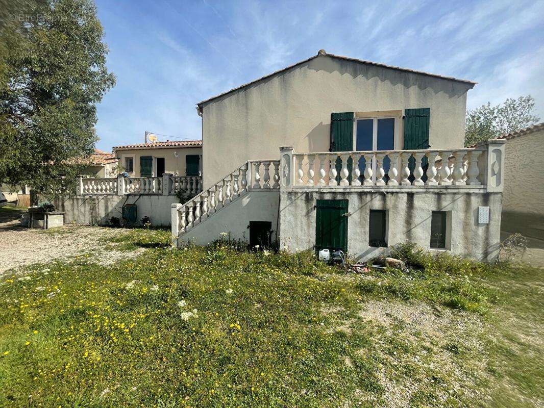 Maison à SAINT-SATURNIN-LES-APT