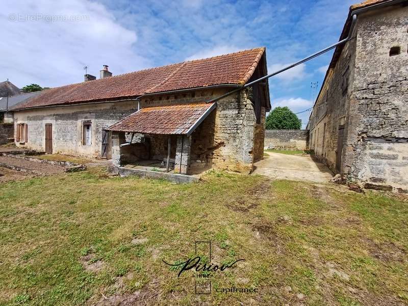 Maison à DOUE-LA-FONTAINE