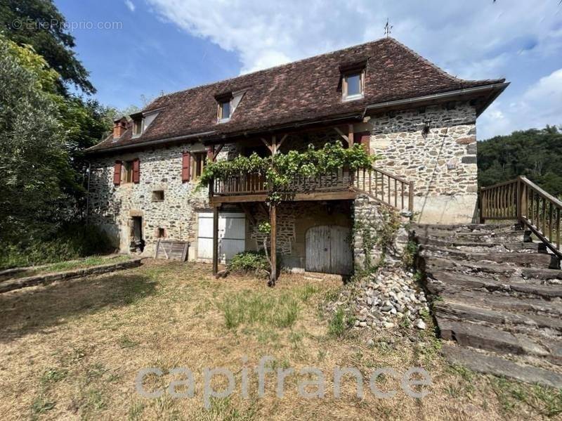 Maison à BEAULIEU-SUR-DORDOGNE