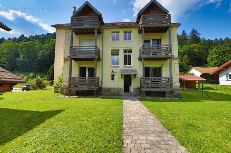 Appartement à LA BRESSE