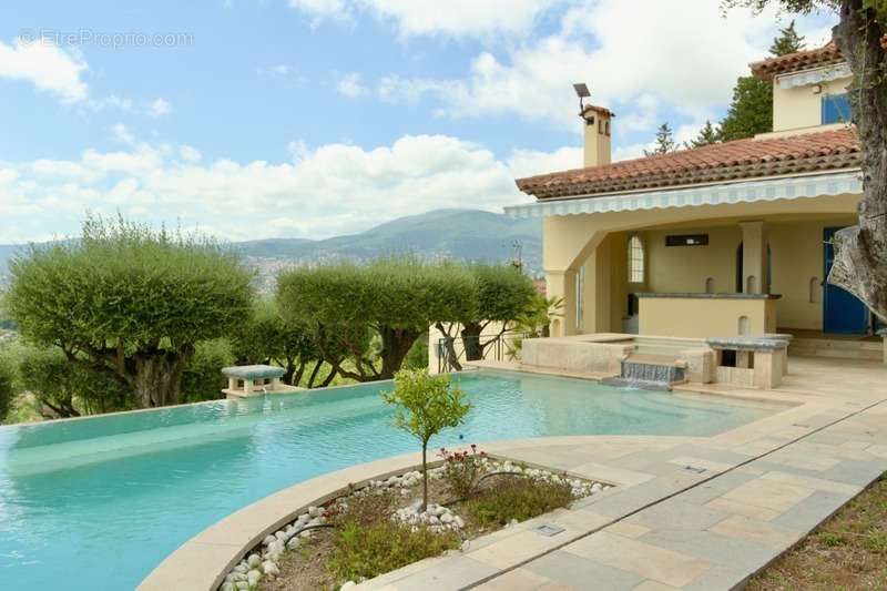 Maison à MOUGINS