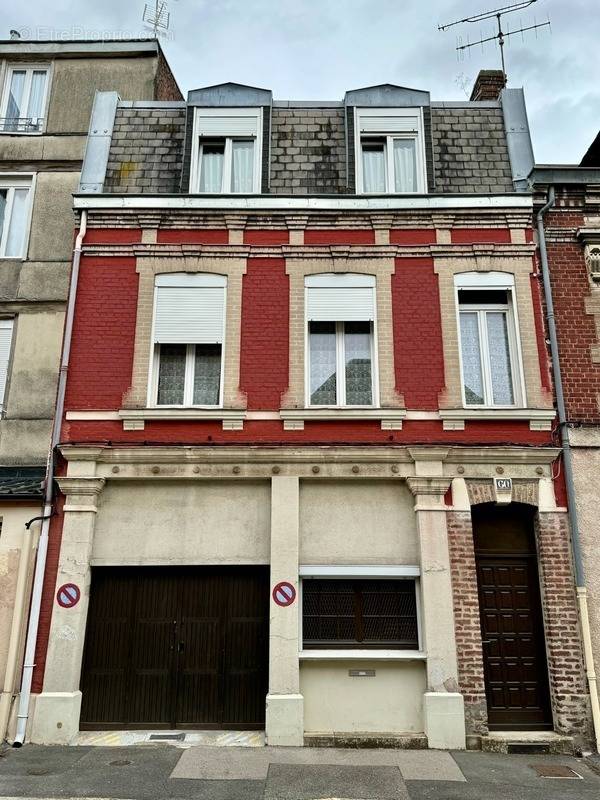 Maison à SAINT-QUENTIN