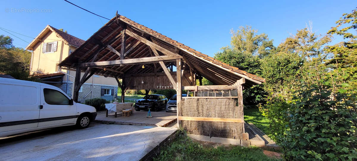 Maison à TOCANE-SAINT-APRE