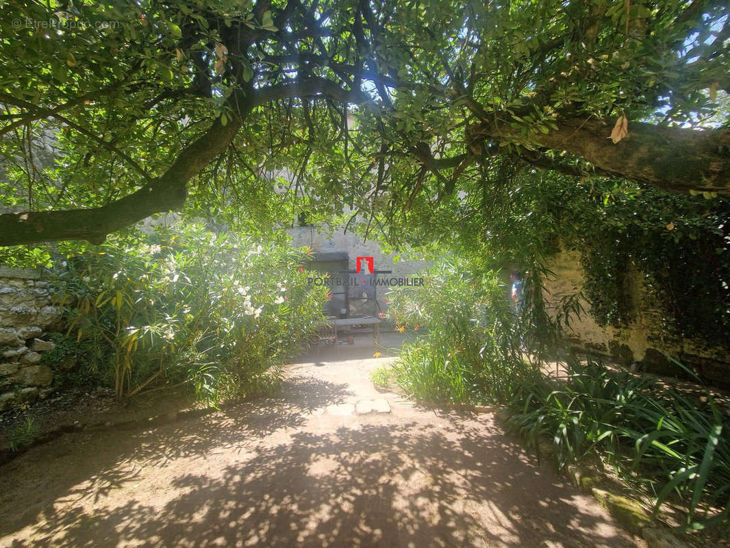 Maison à BLAYE