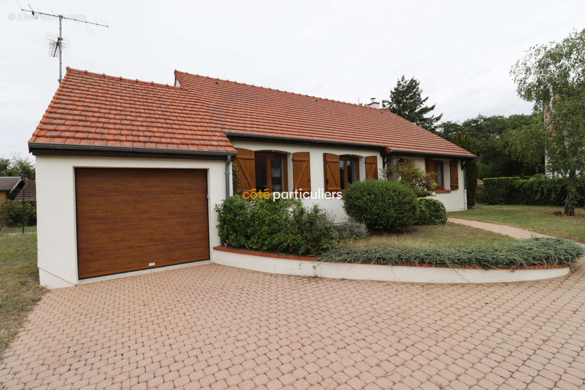 Maison à SAINT-CYR-EN-VAL