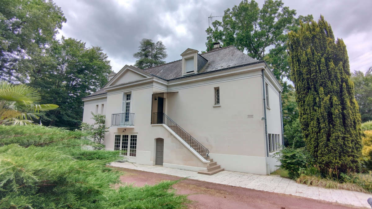 Maison à VERNOU-SUR-BRENNE