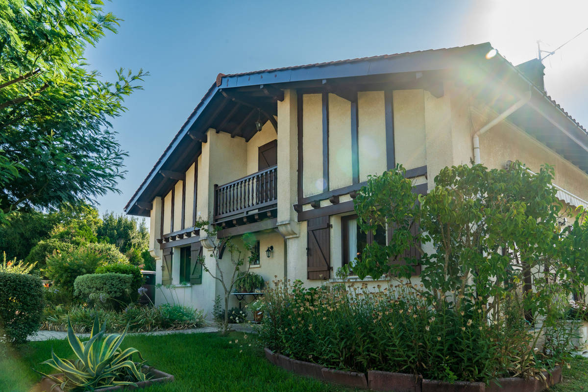 Maison à TARNOS