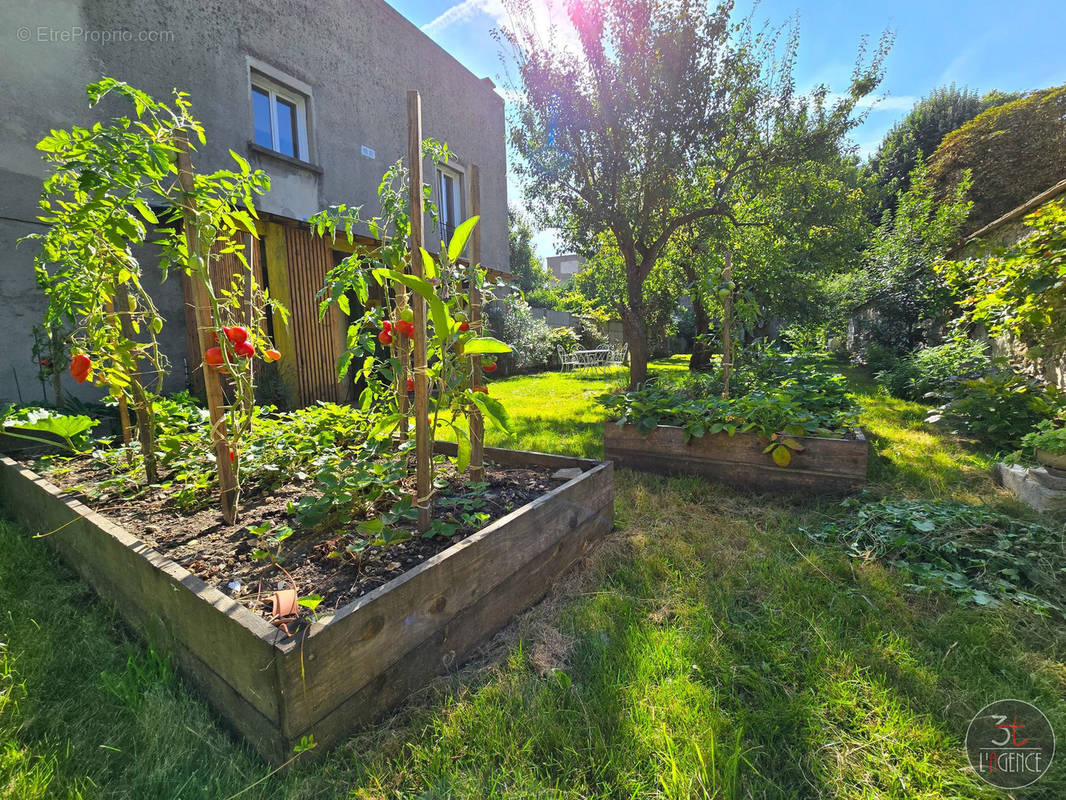 Maison à MONTREUIL