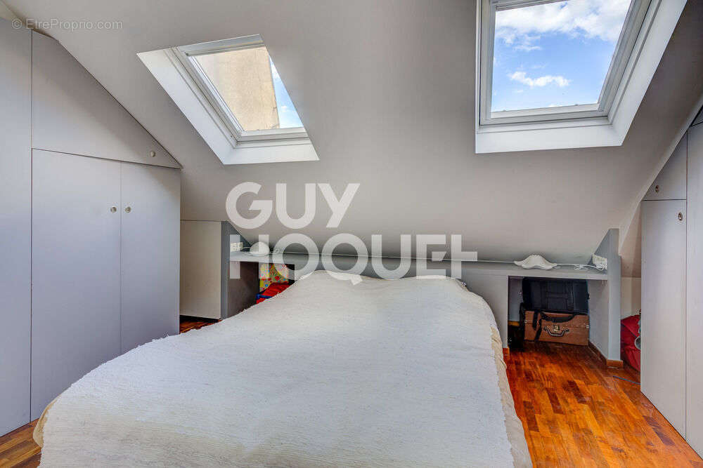 Appartement à PARIS-10E