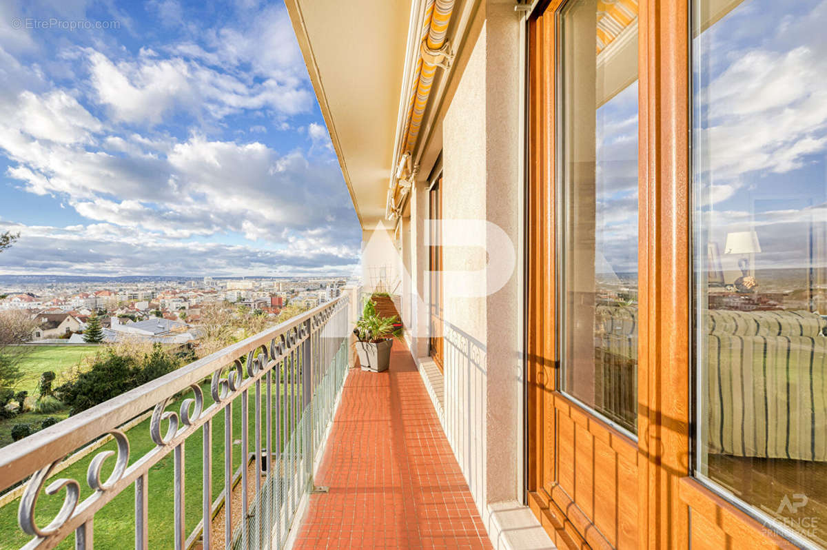 Appartement à RUEIL-MALMAISON