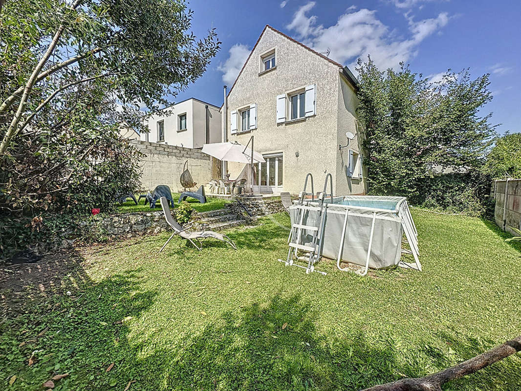 Maison à NANTEUIL-LES-MEAUX