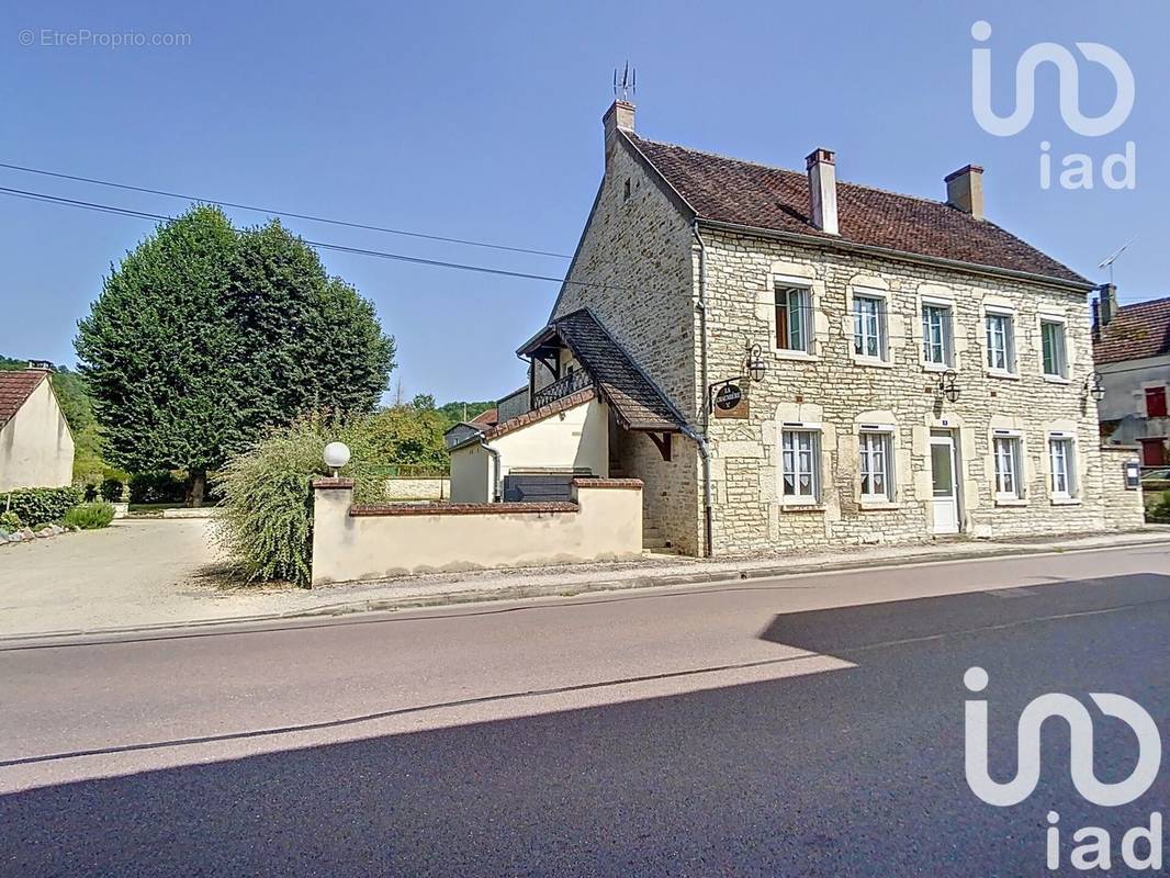 Photo 1 - Maison à ARCY-SUR-CURE