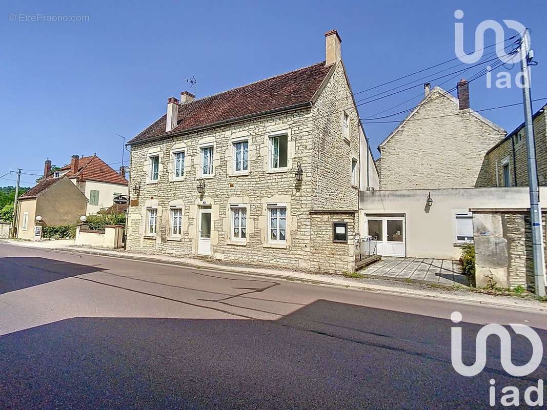 Photo 3 - Maison à ARCY-SUR-CURE