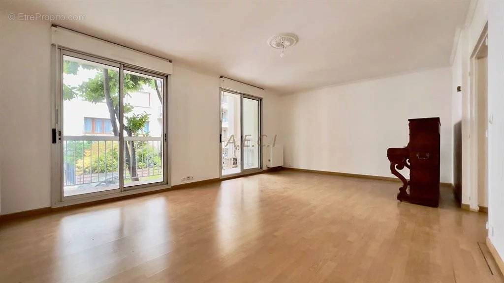 Appartement à ASNIERES-SUR-SEINE