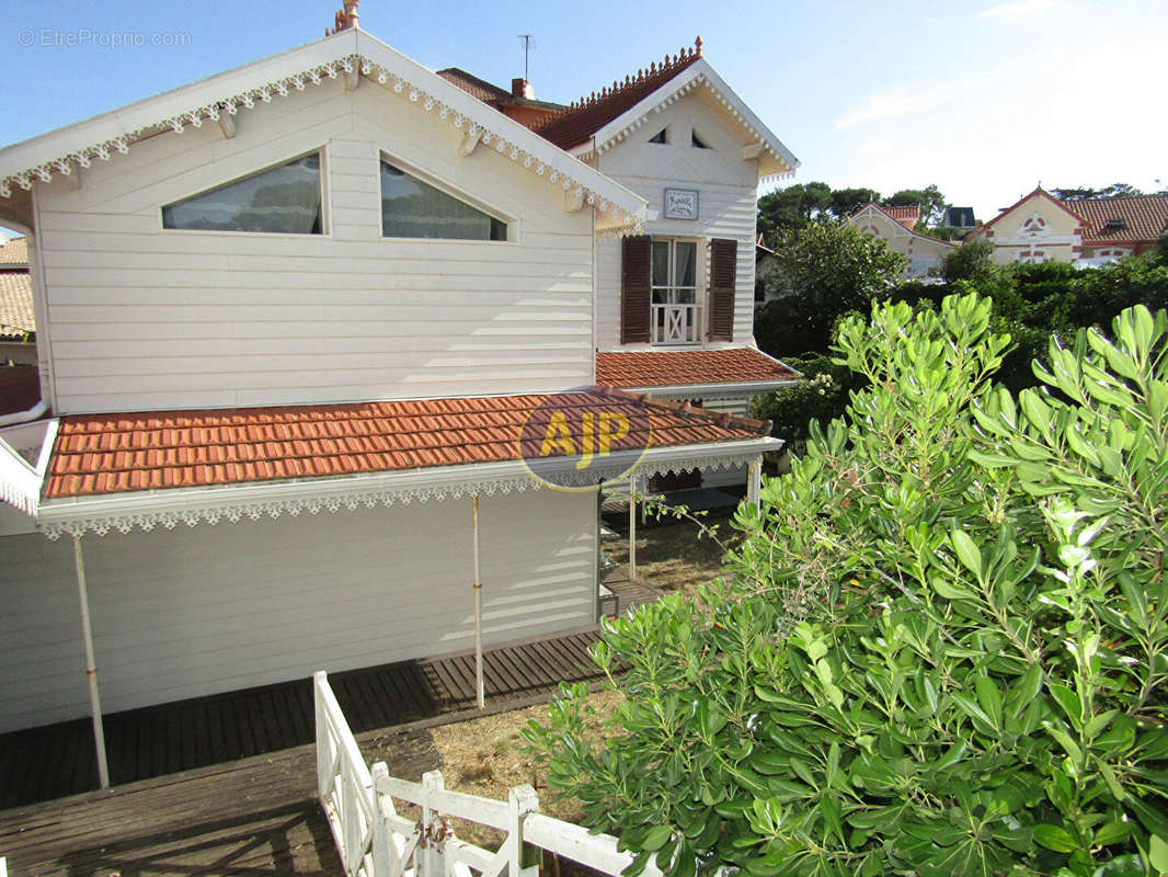 Maison à LACANAU