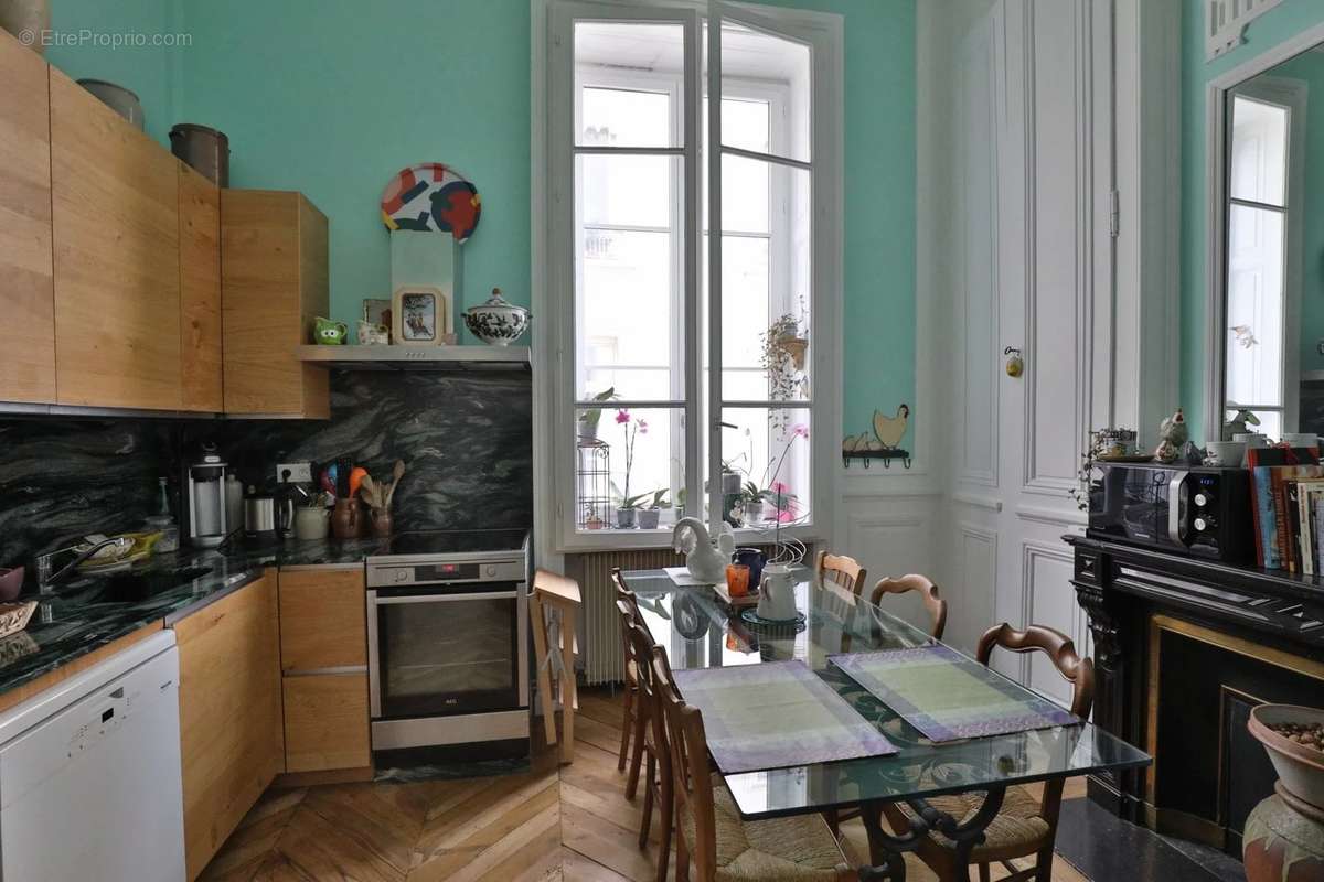 Appartement à LYON-1E