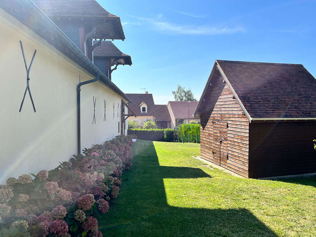 Maison à AUXERRE