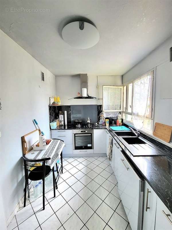 Appartement à EPINAY-SOUS-SENART