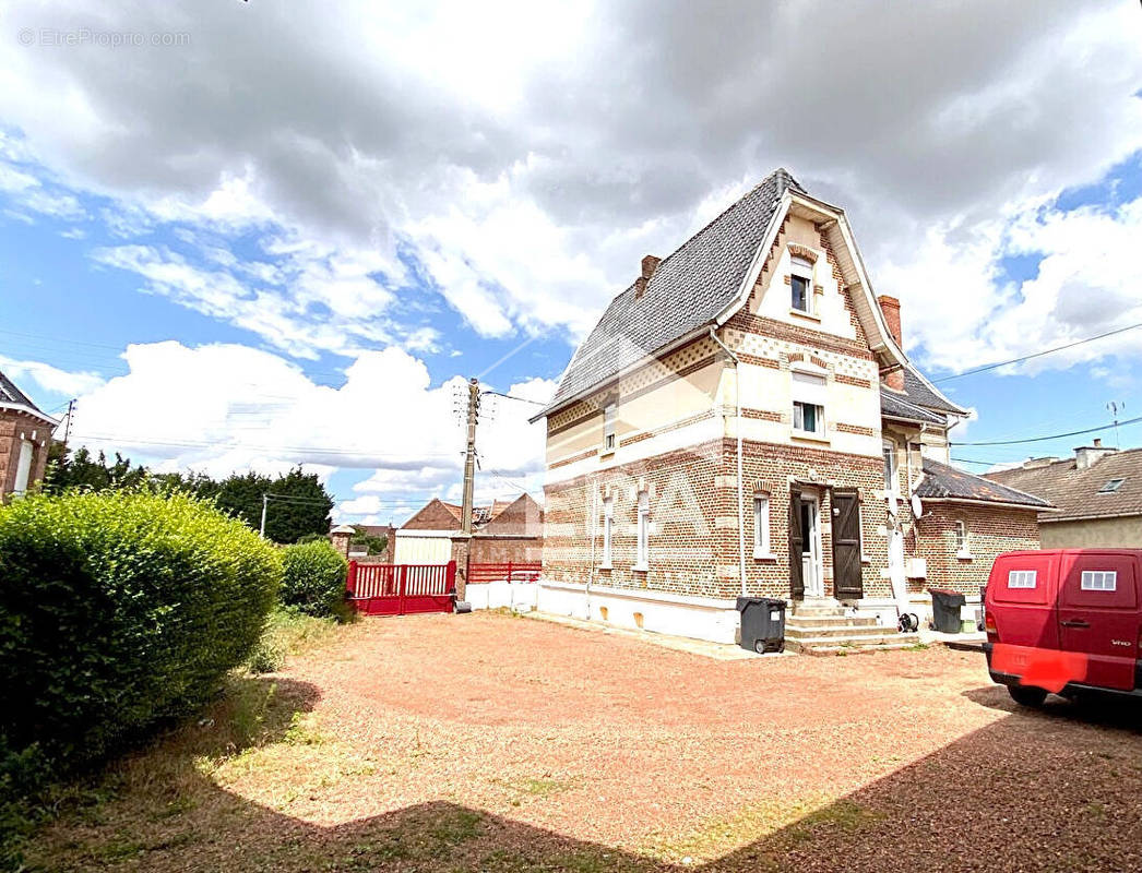 Maison à MEURCHIN