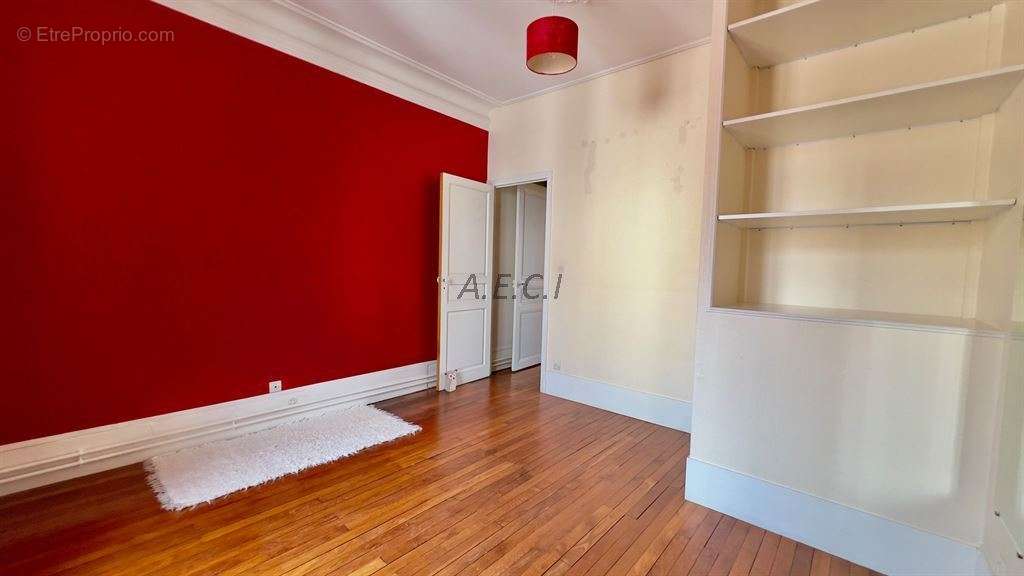 Appartement à ASNIERES-SUR-SEINE