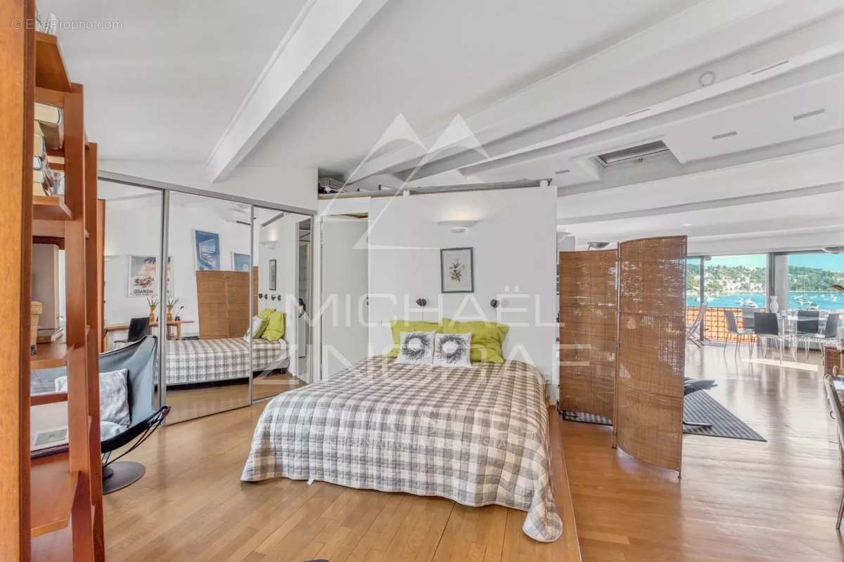 Appartement à VILLEFRANCHE-SUR-MER