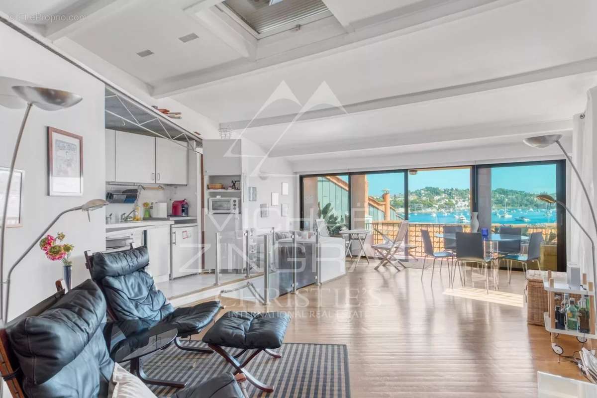 Appartement à VILLEFRANCHE-SUR-MER