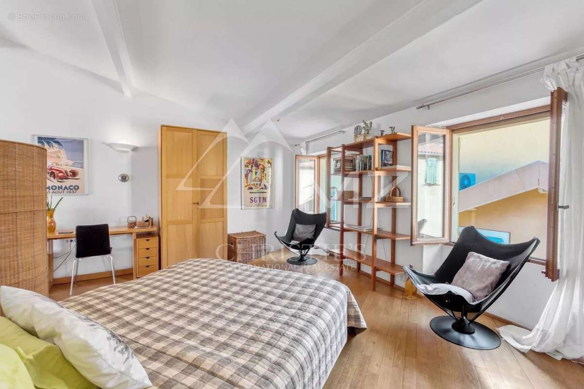 Appartement à VILLEFRANCHE-SUR-MER