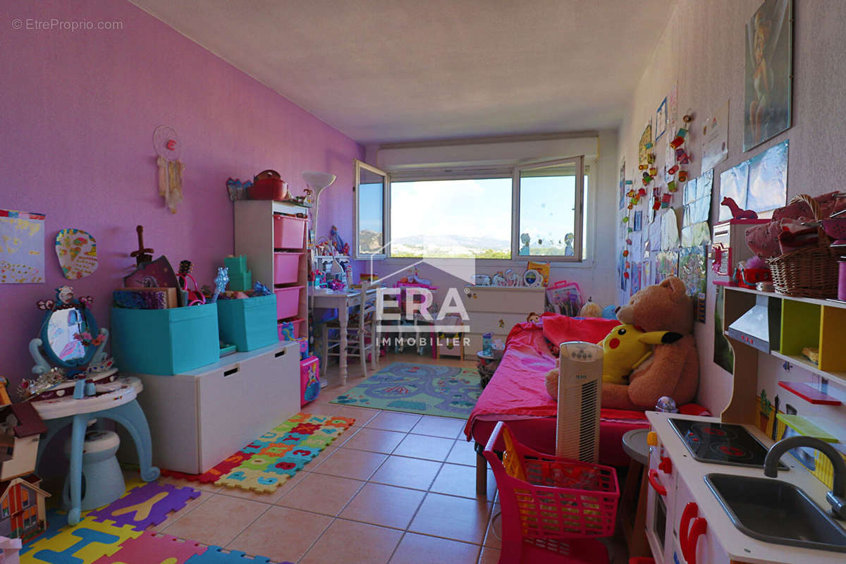 Appartement à MARSEILLE-10E