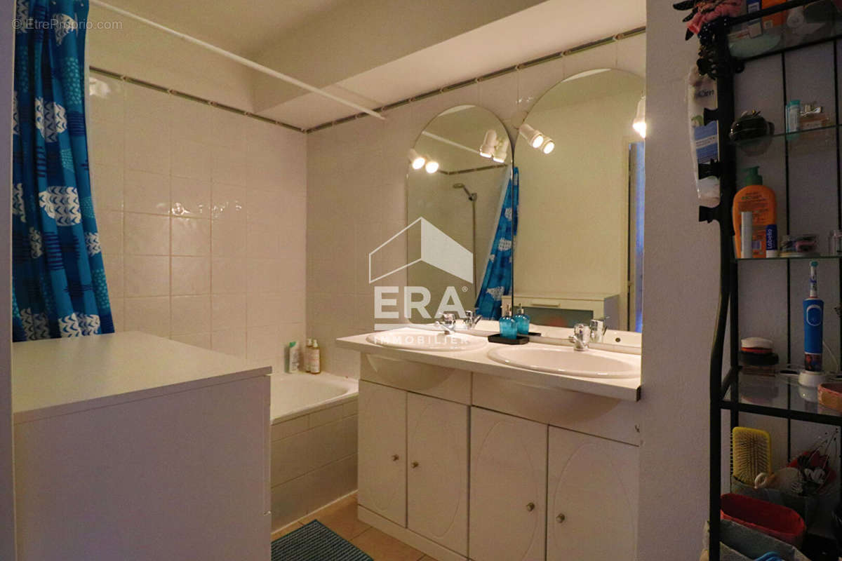 Appartement à MARSEILLE-10E